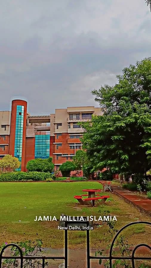 Jamia Millia Islamia University