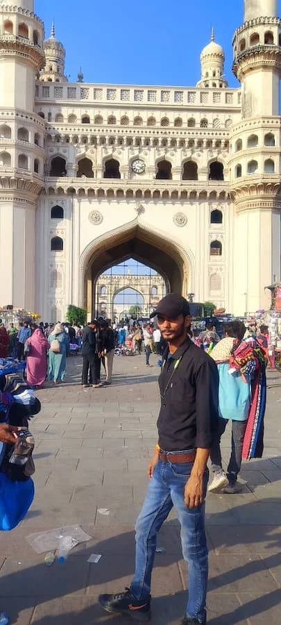Hyderabad (SIND) National Collegiate University