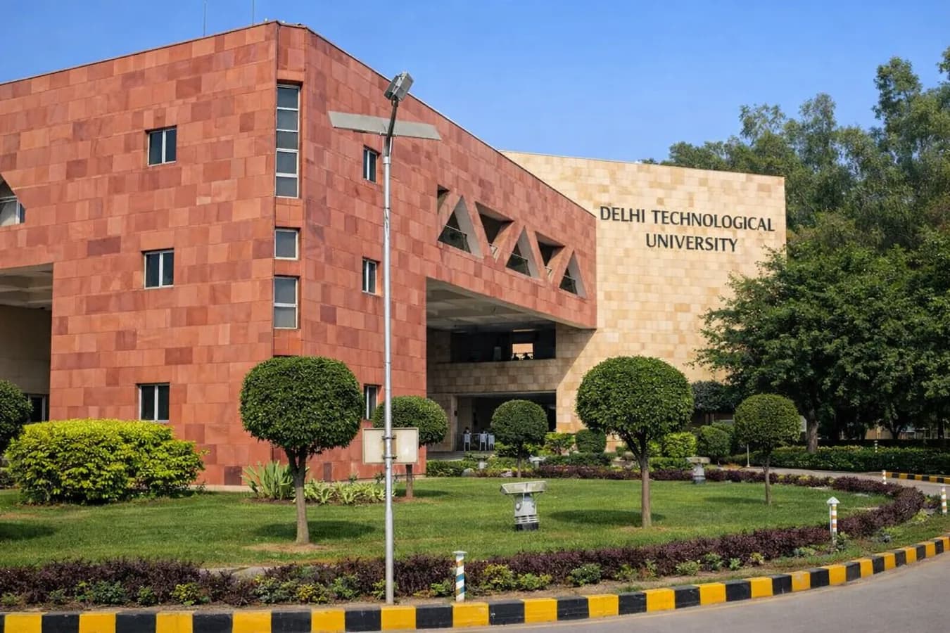 Delhi Technological University