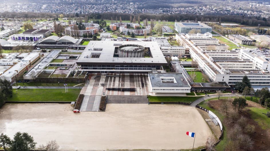 Ecole Polytechnique