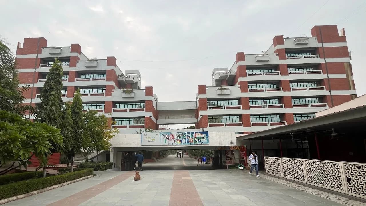 University School of Law and Legal Studies